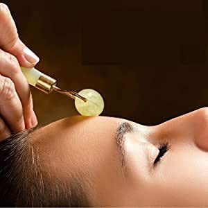 Thari - Jade Roller With Anti-Ageing Green Jade Stone Massage Tool