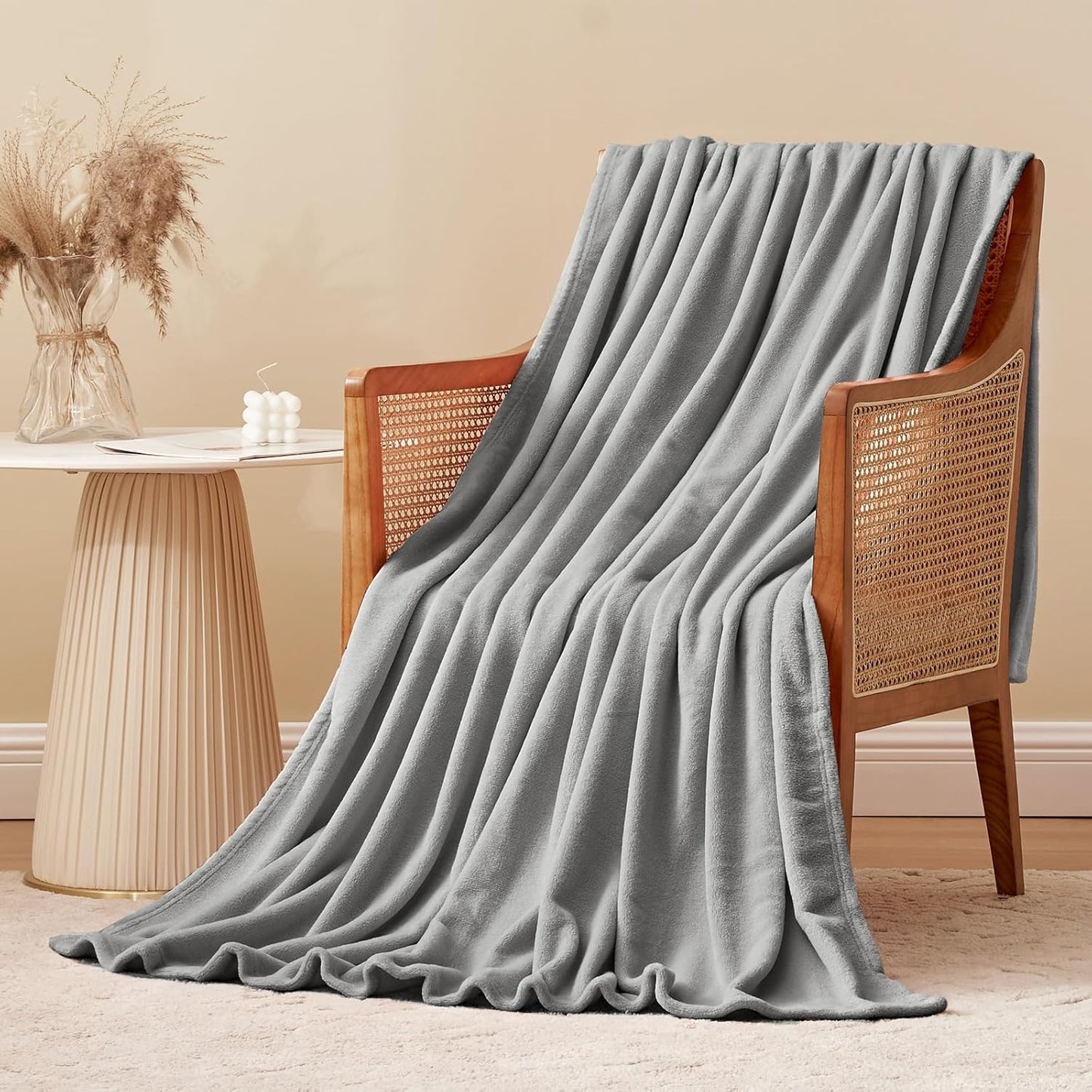 Aisbo - Fleece Blanket Grey Throw, Soft Warm Flannel, 130x150Cm