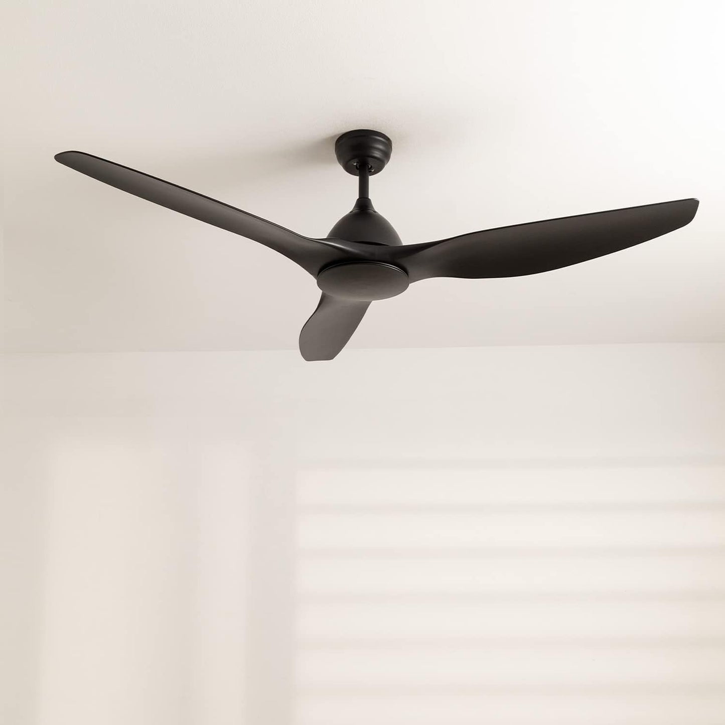 Create - Upwind Sail/ Xl Ceiling Fan Black With Remote Control / 90 W / Quiet