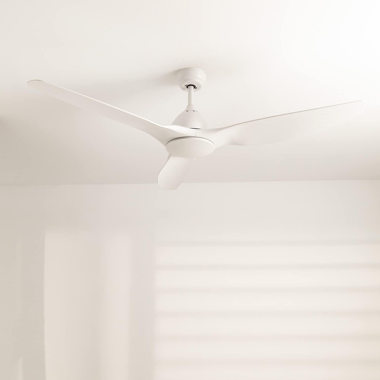 Create - Upwind Sail/ Xl Ceiling Fan White With Remote Control / 90 W / Quiet