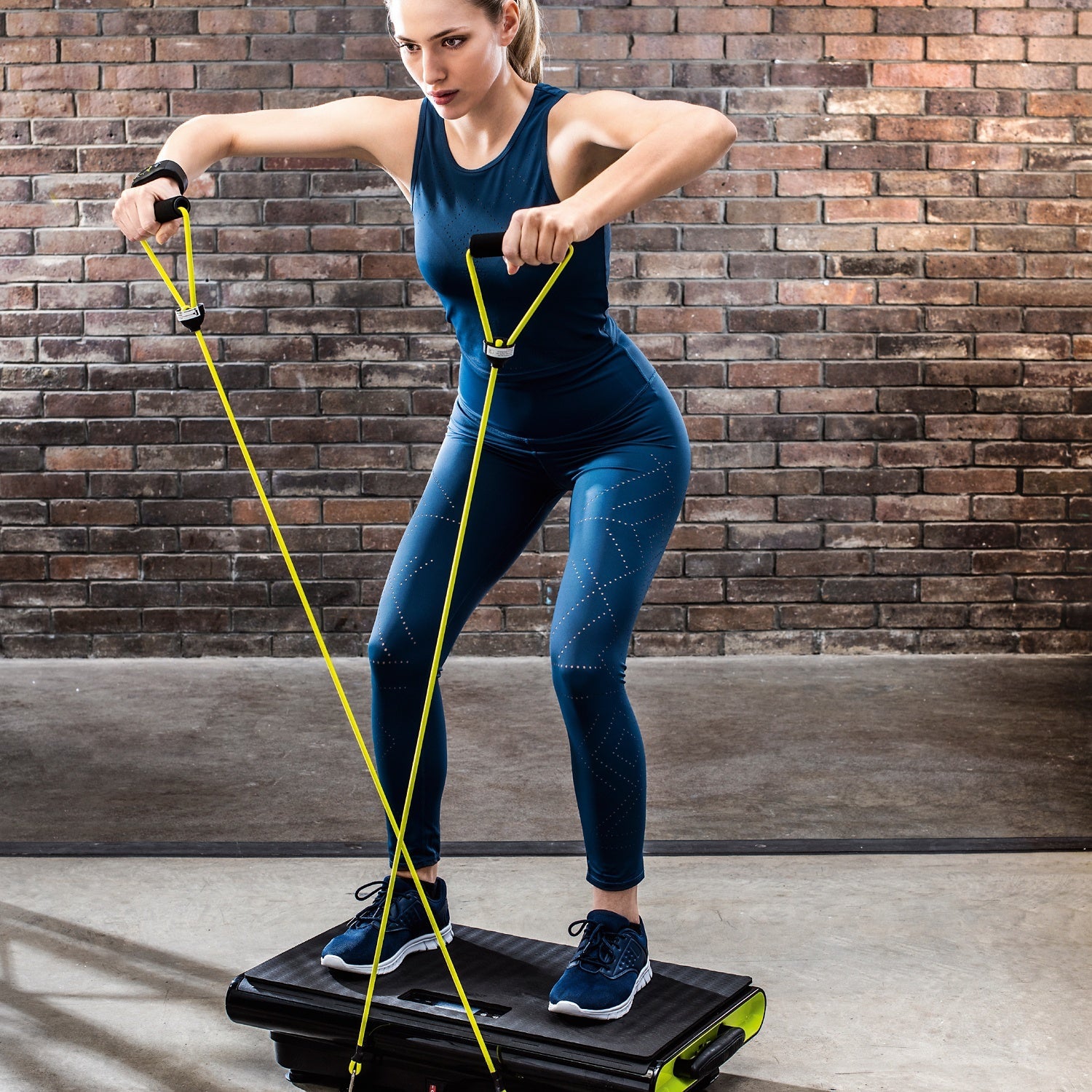 Crane vibration trainer hot sale